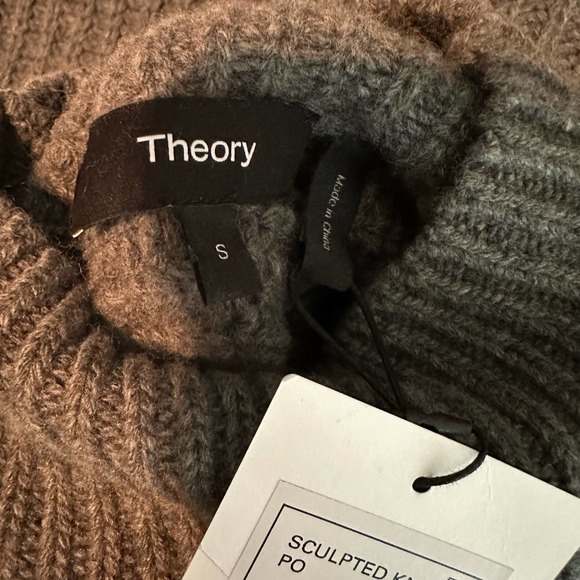 Theory Sculpted Knit Pullover Sweater Airy Wool Cashmere Grey Melange Size Small - Picture 11 of 13